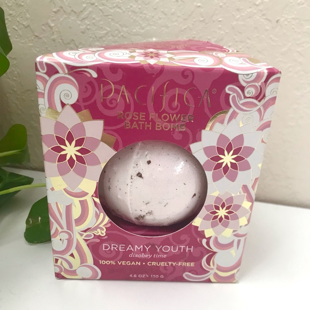 Pacifica Roseflower Bath Bomb